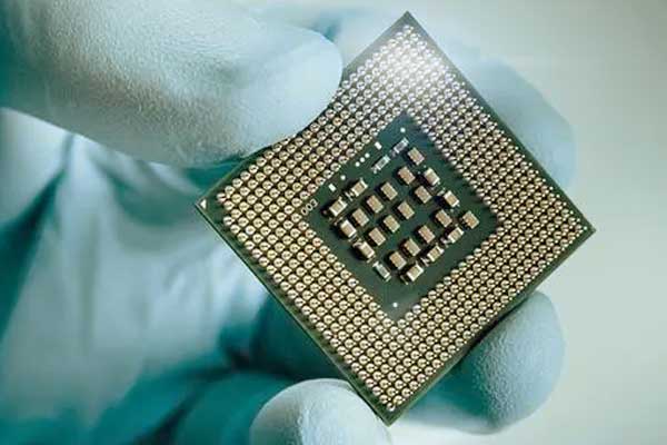 在芯片制造中，激光切割機(jī)扮演的角色是什么？(圖2)