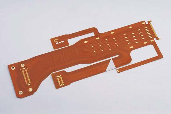 FPC/軟板激光切割機(jī)適用什么光源激光器加工效果更好