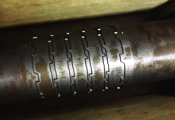 滾刀模切機(jī)跟激光模切機(jī)怎么選？（他們分別有什么優(yōu)勢）(圖1)