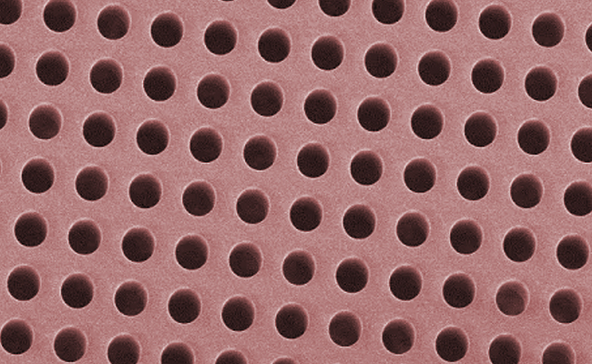 激光打孔在薄膜加工中的精度、效率與局限性探討