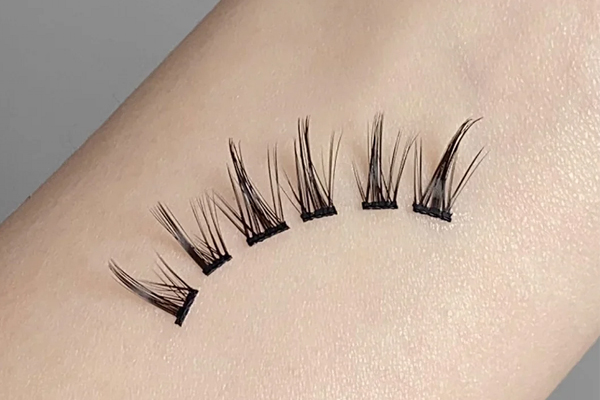 假睫毛激光切割案例